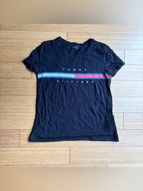 Tommy Hilifiger black logo tee